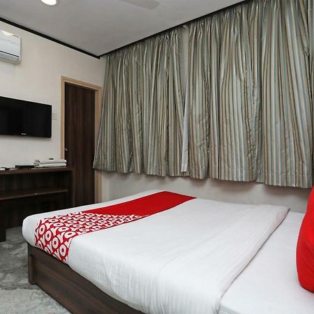 Oyo 15966 Hotel Shivam Колката Екстер'єр фото