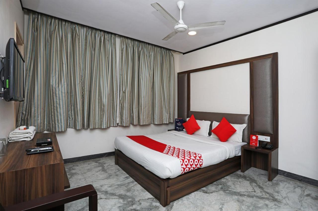 Oyo 15966 Hotel Shivam Колката Екстер'єр фото